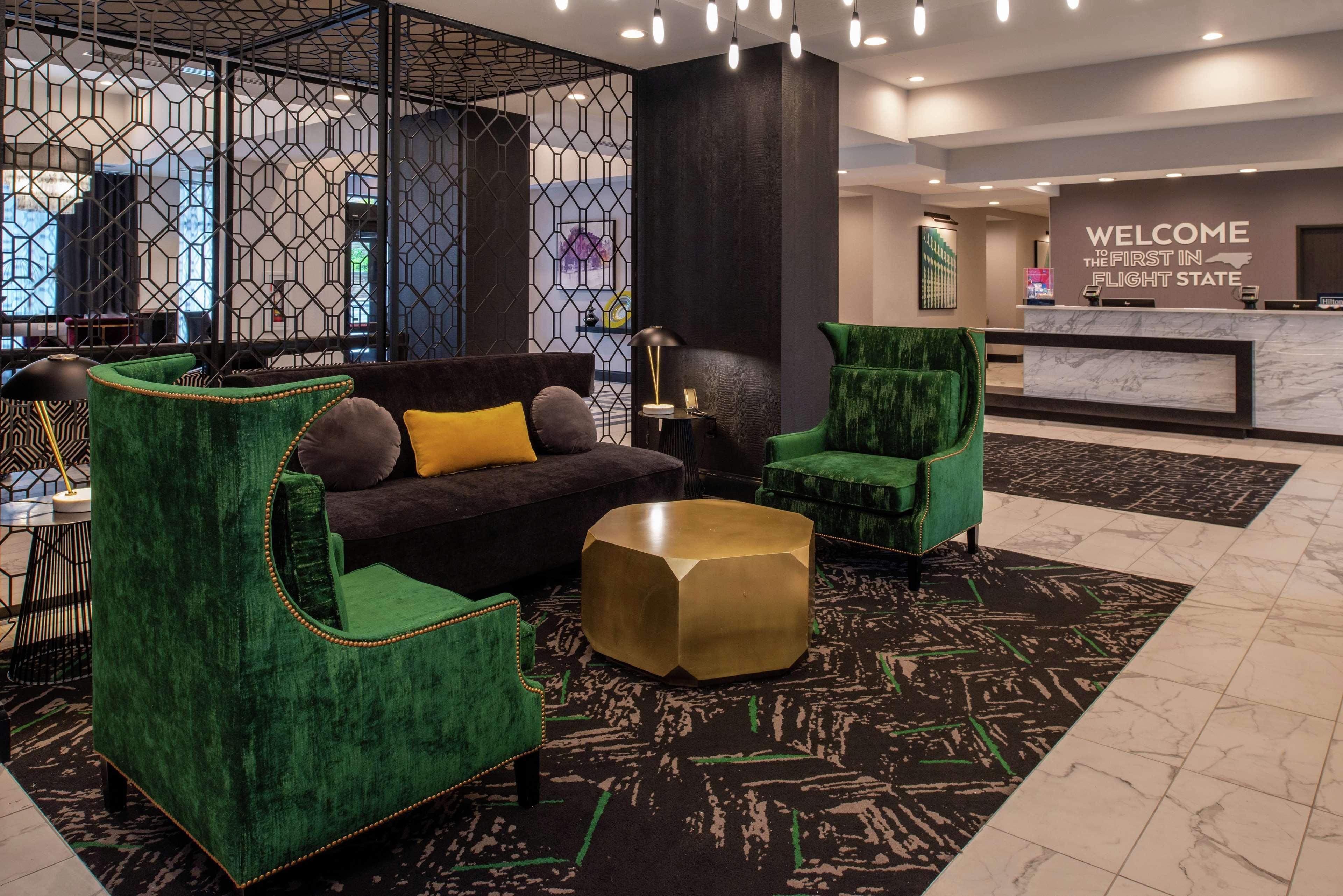 Hampton Inn & Suites Winston-Salem Downtown Bagian luar foto